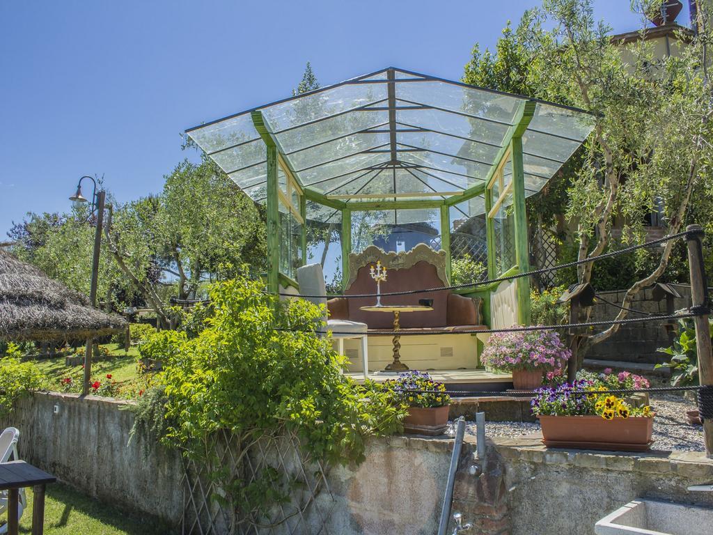 Il Nido D'Amore - Lorenzana Colombaie Bed & Breakfast エクステリア 写真