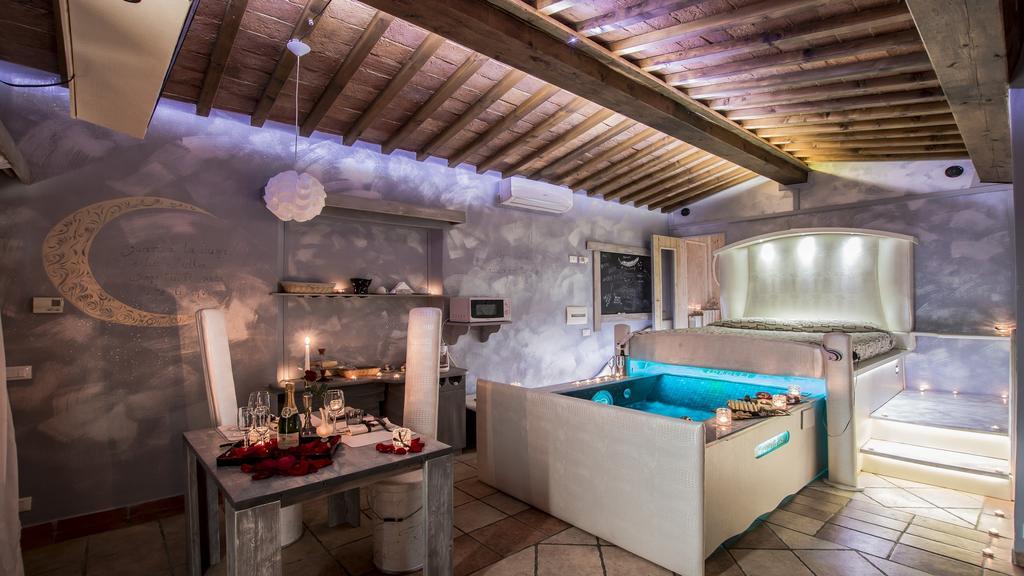 Il Nido D'Amore - Lorenzana Colombaie Bed & Breakfast エクステリア 写真