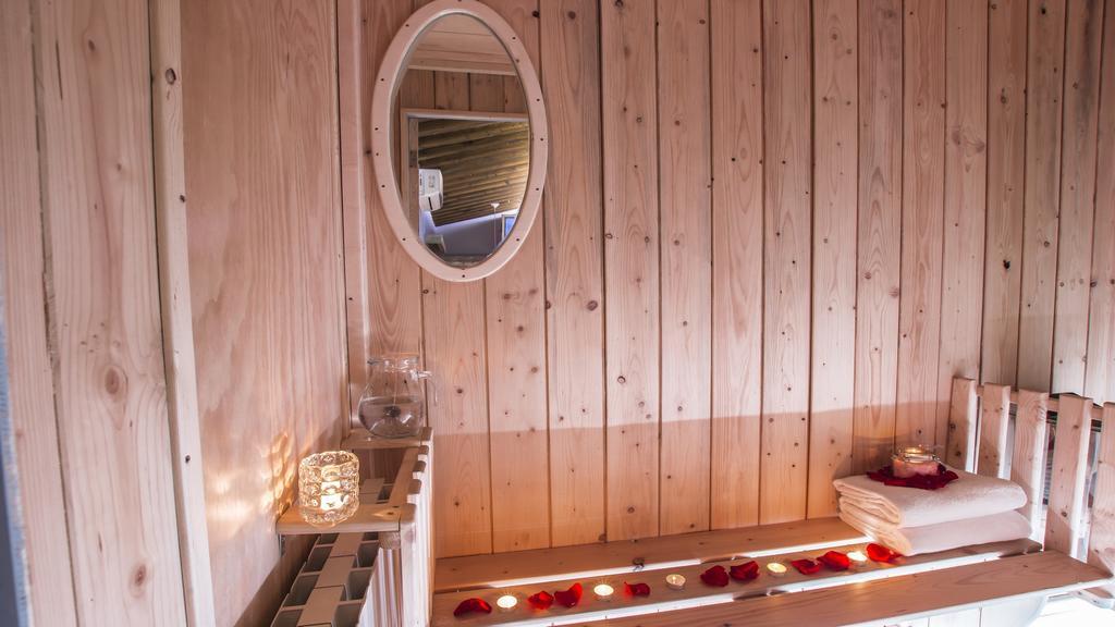 Il Nido D'Amore - Lorenzana Colombaie Bed & Breakfast エクステリア 写真